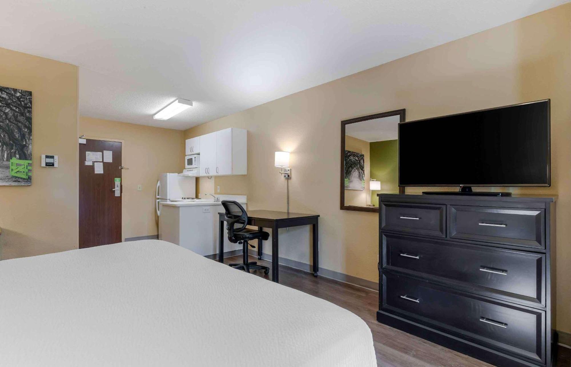 Extended Stay America Select Suites - Orlando - Conven Ctr - Sports Complex Williamsburg Bagian luar foto