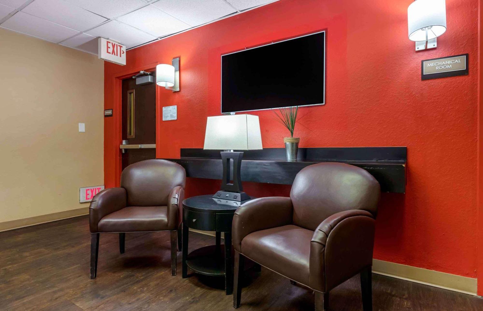 Extended Stay America Select Suites - Orlando - Conven Ctr - Sports Complex Williamsburg Bagian luar foto