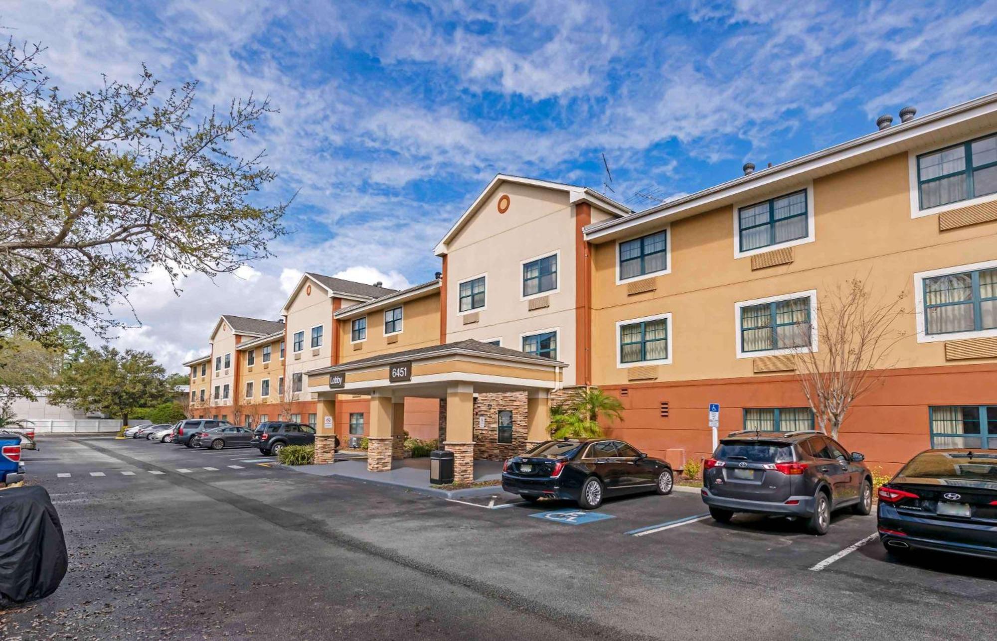 Extended Stay America Select Suites - Orlando - Conven Ctr - Sports Complex Williamsburg Bagian luar foto